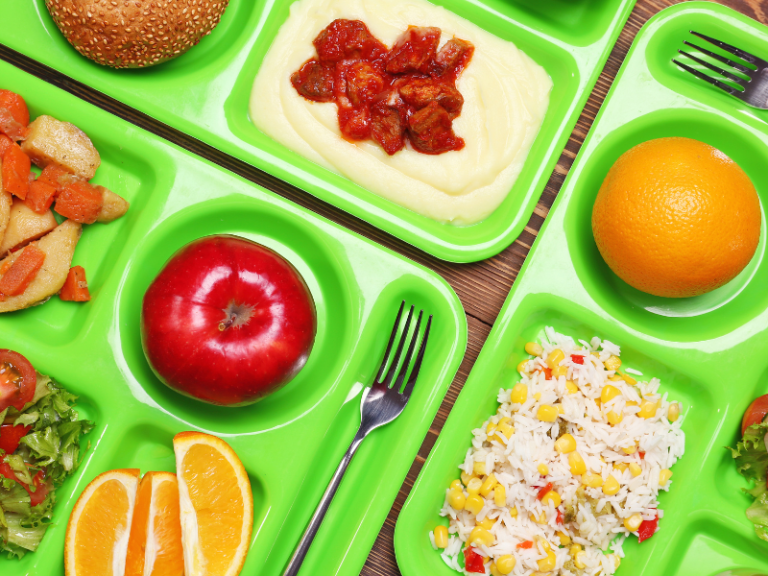 Un dîner gratuit à l&rsquo;école pour tous!